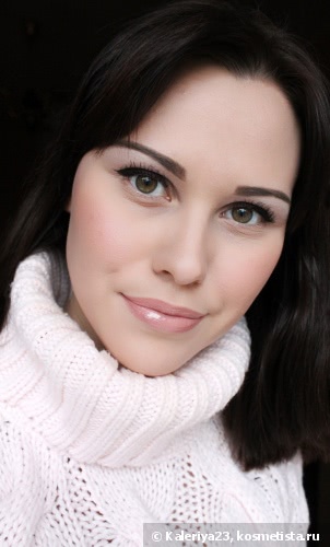 Лак для губ Estee Lauder Pure Color High Intensity Lip Lacquer в оттенках Mirrored mauve № 02 и Vinyl rose № 05