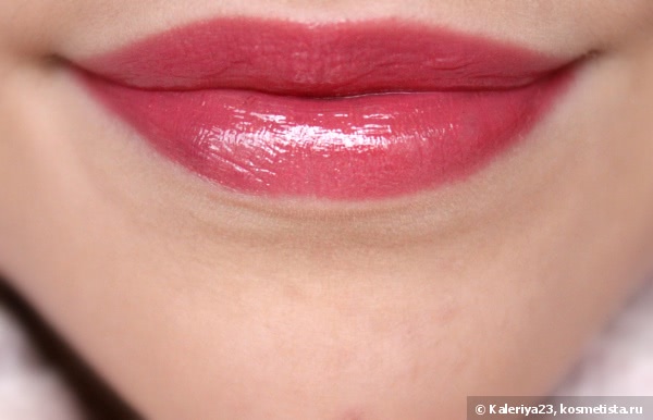 Лак для губ Estee Lauder Pure Color High Intensity Lip Lacquer в оттенках Mirrored mauve № 02 и Vinyl rose № 05