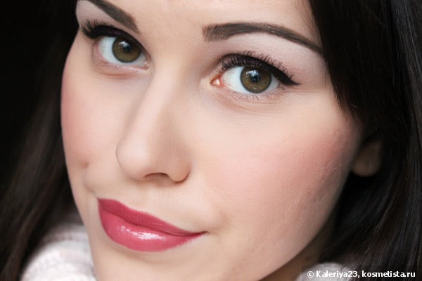 Лак для губ Estee Lauder Pure Color High Intensity Lip Lacquer в оттенках Mirrored mauve № 02 и Vinyl rose № 05