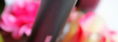 Новинка для губ - Блеск в стике MAC Patentpolish Lip Pencil в оттенке Patentpink