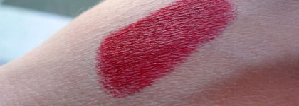 MAC lipstick Matte в оттенке Russian Red