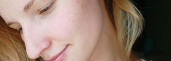 Uriage Roseliane Tinted Emulsion №01– Тональный уход «Розельян» Урьяж в оттенке 01 песочный