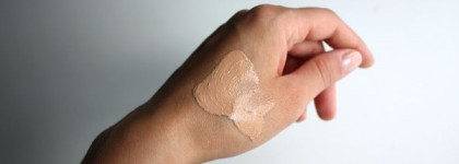 Uriage Roseliane Tinted Emulsion №01– Тональный уход «Розельян» Урьяж в оттенке 01 песочный