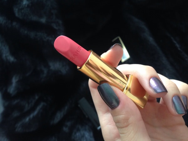 Chanel Rouge Allure luminous intense lip colour #154 Badine