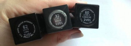 Помады бывают разные: чёрные, белые, красные... Givenchy Rouge Interdit Shine  #32 Lively Shine, Givenchy Rouge Interdit # 62  Liv’s Lips и #60 Lively Carmine