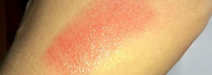 Миллион звёздных искр с Helena Rubinstein Wanted Stellars Lipstick №309 venus plum