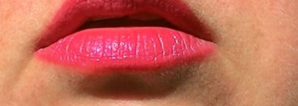 Осень с Beyu. Увлажняющая губная помада   Beyu Hydro Star Volume Lipstick 368 Mauve Light и карандаш Beyu Soft Liner for lips and more  573 Purpure Red