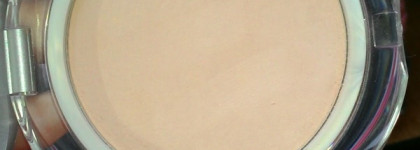 Моя помощница Pupa Silk Touch Compact Powder #02 Medium Beige