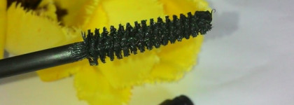 Всегда ли "экстремальный" такой уж экстремальный? Estee Lauder Sumptuous Extreme Lash Multiplying Volume Mascara №01 Extreme Black