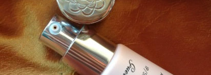 Тональная основа с эффектом сияния Guerlain Meteorites Baby Glow Light-Revealing Sheer Make-Up Anti-Fatigue Effect Baby Glow IP/SPF 25 PA++ №3 Medium