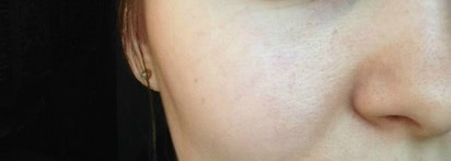 Тональная основа с эффектом сияния Guerlain Meteorites Baby Glow Light-Revealing Sheer Make-Up Anti-Fatigue Effect Baby Glow IP/SPF 25 PA++ №3 Medium