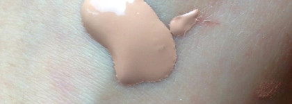 Тональная основа с эффектом сияния Guerlain Meteorites Baby Glow Light-Revealing Sheer Make-Up Anti-Fatigue Effect Baby Glow IP/SPF 25 PA++ №3 Medium