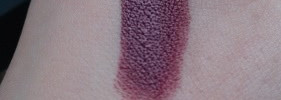 Помада Still  Endless Kiss Lipstick Wild Plum #323 дикая слива