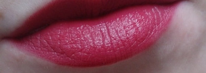 Помада Rimmel London 016 (Heart Breaker)