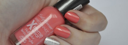 Коралловый риф на ногтях с Sally Hansen