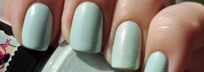 Мои мятные муки с лаком Rimmel "873 Breakfast In Bed"