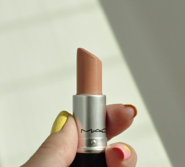 MAC Cremesheen Lipstick