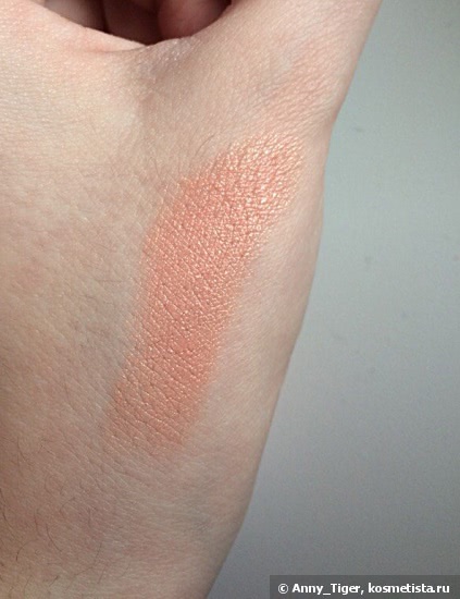 MAC Cremesheen Lipstick