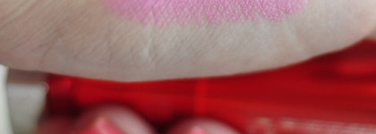 Помада Maybelline Color Sensational Vivids LipColor  Lipstick  "900 Pink Pop"