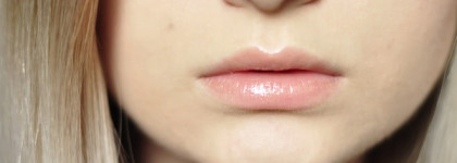 Блеск для губ Faberlic Eye To Eye My Lips Tenderness Сочный персик