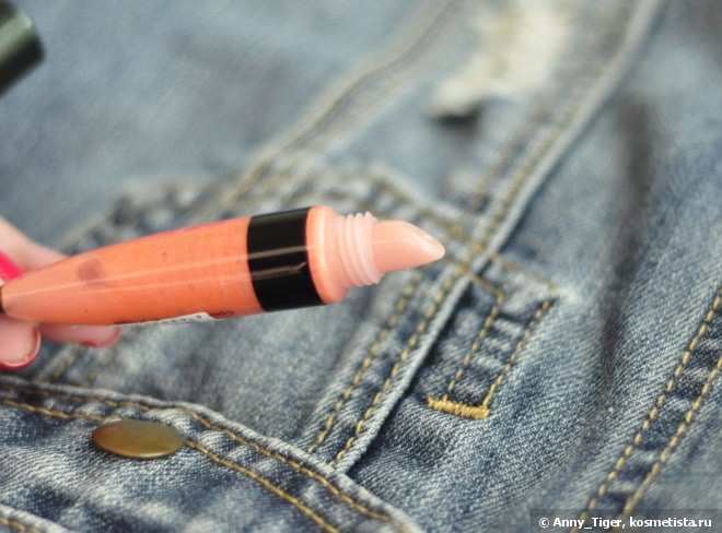 Блеск для губ Faberlic Eye To Eye My Lips Tenderness Сочный персик