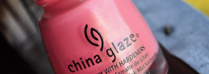 China Glaze Nail Lacquer With Hardeners "Mimosa's Before Mani's"