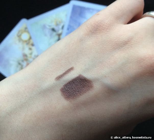 Как стать настоящей ведьмой с MAC Lip Pencil в оттенке Stone