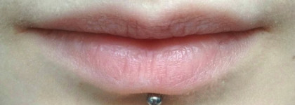 Как стать настоящей ведьмой с MAC Lip Pencil в оттенке Stone