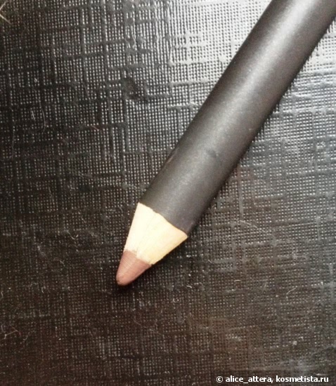 Как стать настоящей ведьмой с MAC Lip Pencil в оттенке Stone