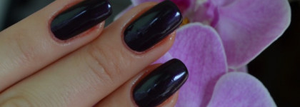 Avon Gel Finish Nail Enamel Perfecty Plum