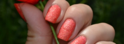 Anny Nail Polish She’s amazing #655 deserd glam effect