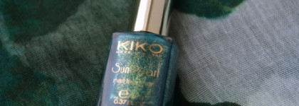 Kiko Sun Pearl nail lacquer # 428 River Green и новогодний дизайн