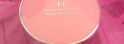 Румяна в шариках Missha M Prism Blending Ball Blusher в оттенке 02 Peach Glow