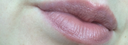 Золотой соблазн? Oriflame Giordani Gold Jewel Lipstick #31376 Чарующий кофейный