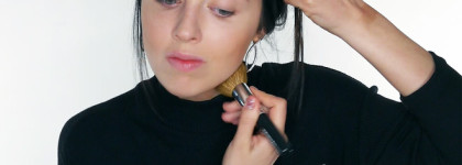 Стрелка цвета хаки. Простой макияж