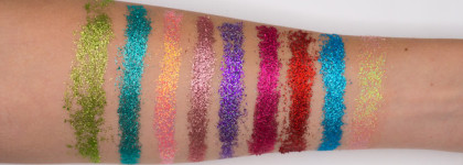 Ахалай-махалай и Abracadabra от Makeup Revolution: Abracadabra Pressed Glitter Palette