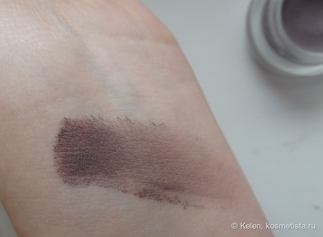 Maybelline Eye studio Color tatto 24h Leather in 90 Vintage Plum