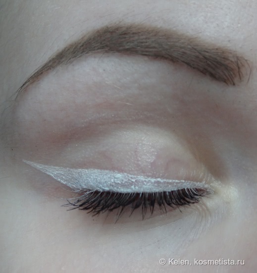 Essence Wake up, Spring! Eyeliner pen # 02 Let's the spring begin