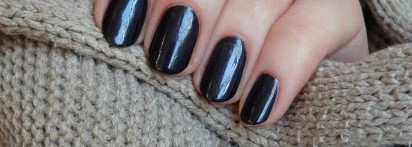 OPI Nail Lacquer B60 - Light my Sapphire