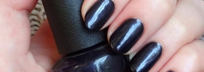 OPI Nail Lacquer B60 - Light my Sapphire