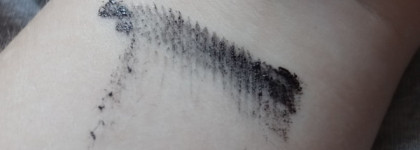 L'Oreal Volume Million Lashes Mascara Feline #Black