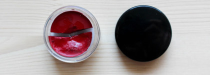 Про красные стрелки в макияже. Inglot AMC Gel Eyeliner #79