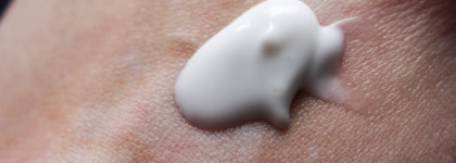 Yves Rocher Hydra Vegetal Hydrating Cleansing Milk