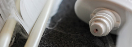 Essence Little Beauty Angels Colour Correcting Collection: база под макияж и фиксирующая пудра