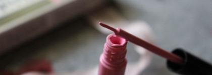 NYX Vivid Brights Eyeliner # Vivid Petal