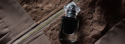Guerlain La Petite Robe Noire Nail Colour # 007 Black Perfecto