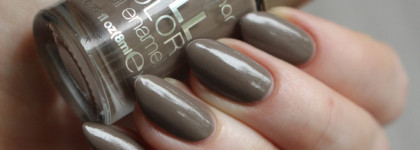 Flormar Full Color Nail Polish # Pebbles on the beach