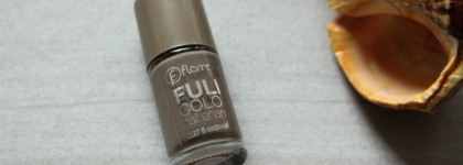 Flormar Full Color Nail Polish # Pebbles on the beach