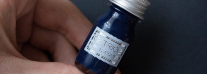 Catrice Travelight Story (Limited Edition). Nail Polish C03 Deep Dark Waters