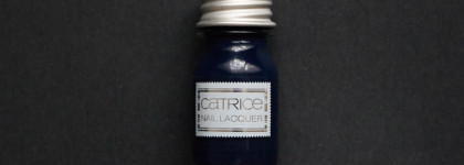 Catrice Travelight Story (Limited Edition). Nail Polish C03 Deep Dark Waters